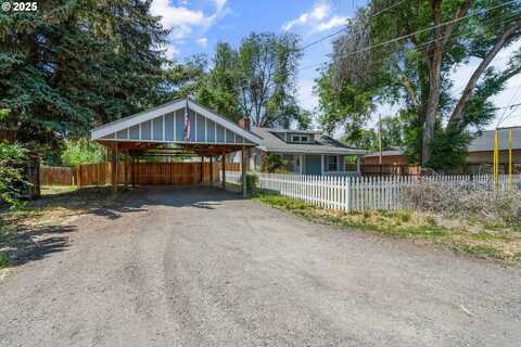 2590 FARGO ST, Klamath Falls, OR 97603