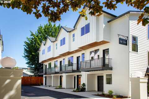 1669 SE SHERRETT ST, Portland, OR 97202