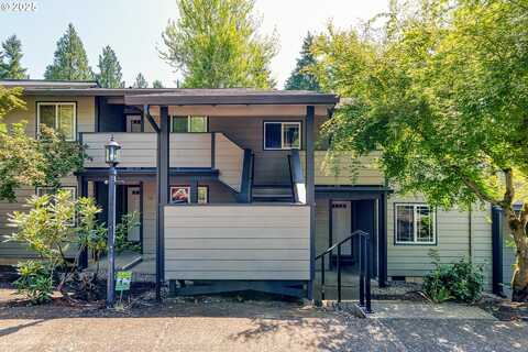 29700 SW COURTSIDE DR, Wilsonville, OR 97070
