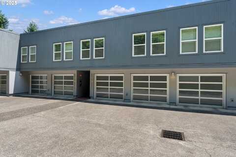 5417 S VIEW POINT TER, Portland, OR 97239