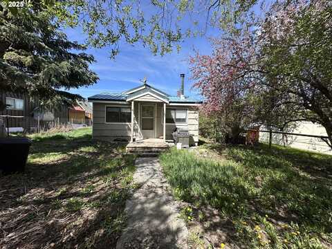 103 B AVE, Seneca, OR 97873