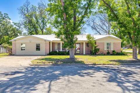 2029 China St, Brady, TX 76825