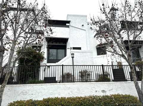 2252 Caminito Pajarito unit: 124, San Diego, CA 92107