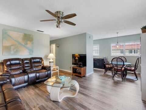 10 Vista Palm Lane, Vero Beach, FL 32962