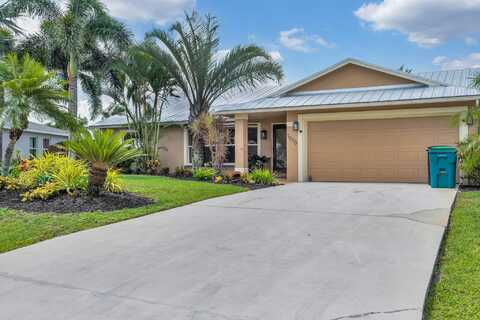 1070 SW Jennifer Terrace, Port Saint Lucie, FL 34953