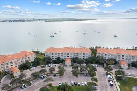23 Harbour Isle Drive W, Fort Pierce, FL 34949