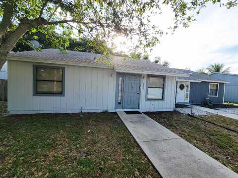 3815 Woodridge Ter, Palm Springs, FL 33461