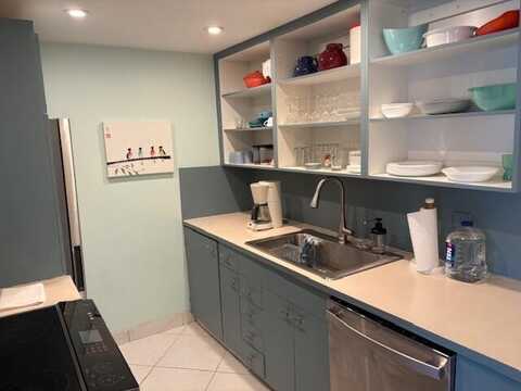 2070 Cornwall D, Boca Raton, FL 33434
