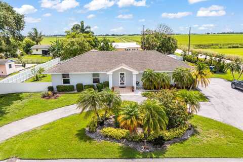 1073 SE 3rd Street, Belle Glade, FL 33430