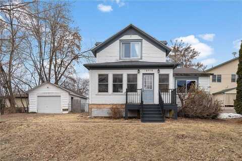 12710 Newell Ave, Lindstrom, MN 55045