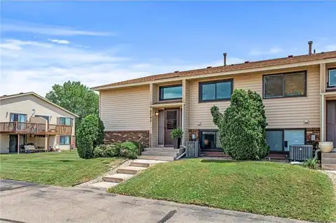 5743 Otter View Trail, White Bear Lake, MN 55110