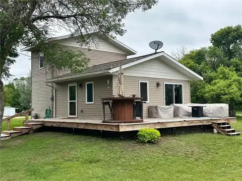 316 2nd Street NE, Menahga, MN 56464