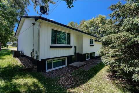2302 7th Avenue E, North Saint Paul, MN 55109