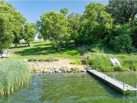11320 Cr-94, Holmes City, MN 56308
