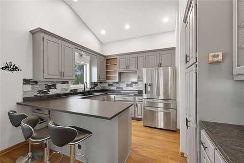 1219 Lakeview Parkway, Buffalo, MN 55313