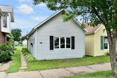 971 E 8th Street, Winona, MN 55987