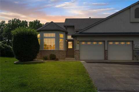 6943 Connelly Circle, Savage, MN 55378
