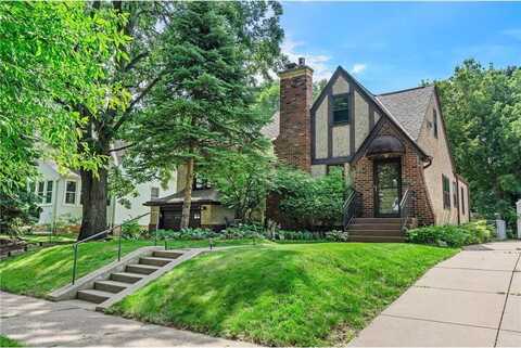 947 Stryker Avenue, West Saint Paul, MN 55118