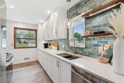3831 Lincoln Street NE, Columbia Heights, MN 55421