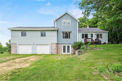 3070 County Road E, Springfield Twp, WI 54013