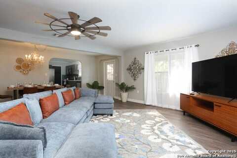 9011 Welles Way, San Antonio, TX 78240