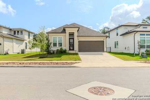 221 Navarro, Boerne, TX 78006