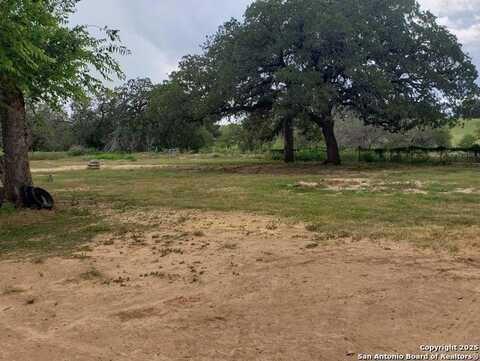 277 Nob, Floresville, TX 78114