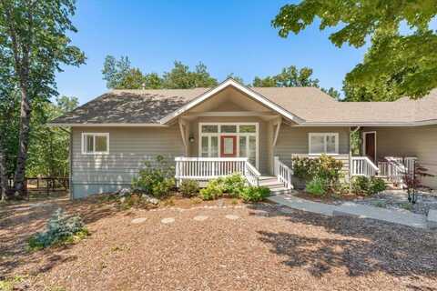 1227 Eddy Dr, Mount Shasta, CA 96067