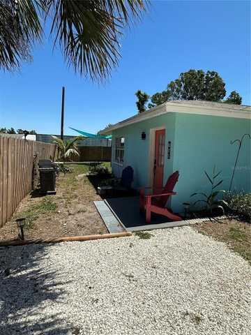 700 FOREST STREET, NOKOMIS, FL 34275