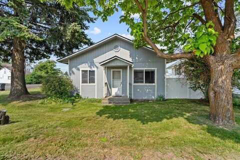 207 N LEFEVRE St, Medical Lake, WA 99022