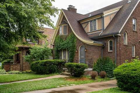 1515 Spaight Street, Madison, WI 53703