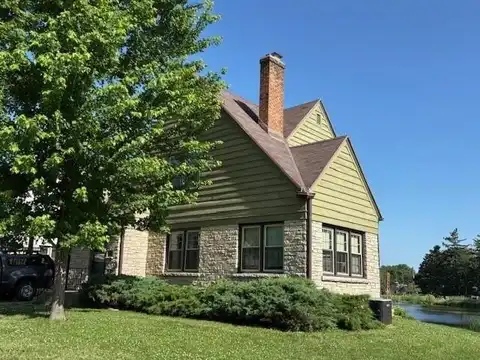 334 E Water Street, Ripon, WI 54971
