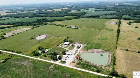 809 SW 300, Centerview, MO 64019