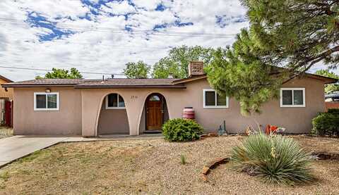 2916 Calle De Pinos Altos, Santa Fe, NM 87507