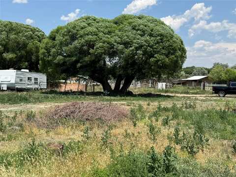 6 Calle Martinez, Santa Cruz, NM 87567