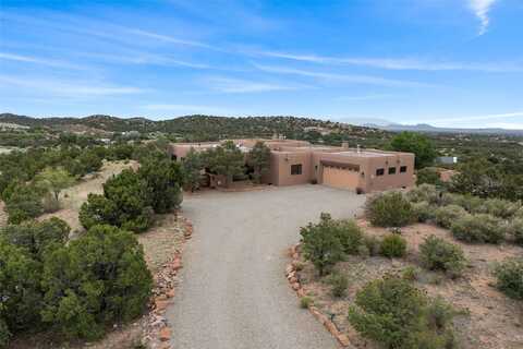 17 Sueno De Santa Fe, Santa Fe, NM 87505