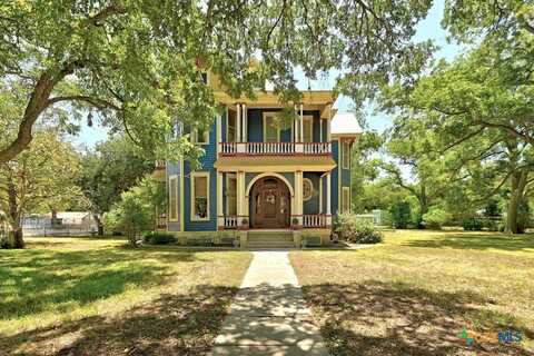 624 Saint Louis Street, Gonzales, TX 78629