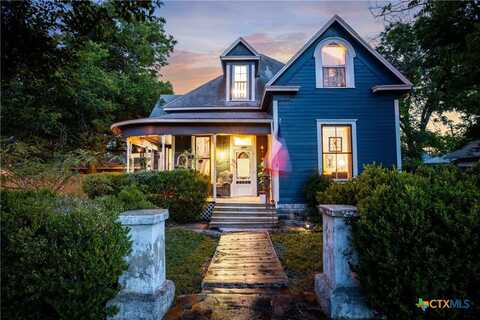 409 W Clark Street, Bartlett, TX 76511