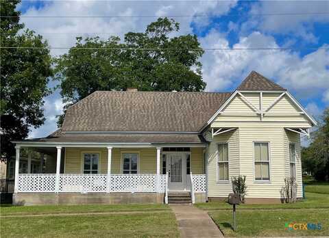 114 N Market Street, Goliad, TX 77963
