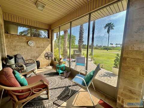 21 Golf House Rd., Laguna Vista, TX 78578