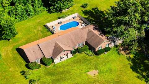 544 S Pelzer Road, Boonville, IN 47601