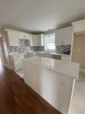 4 Halton Street, Providence, RI 02907