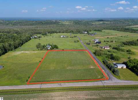 7027 Tobeco Creek Drive, Williamsburg, MI 49690