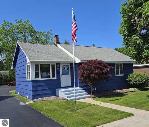 705 E Bay Street, East Tawas, MI 48730