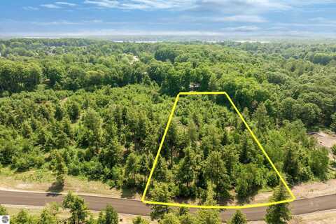 8889 Hemlock Hill Drive, Traverse City, MI 49685