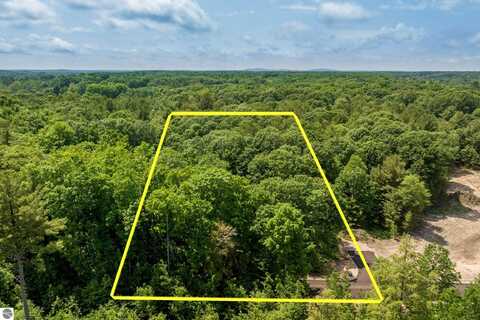 4655 Leaning Birch Drive, Traverse City, MI 49685