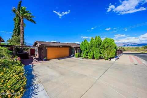 8681 E Desert Palm Street, Tucson, AZ 85730