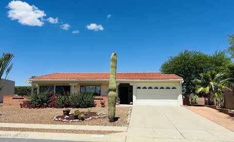 2052 S Santa Carla Dr, Green Valley, AZ 85614