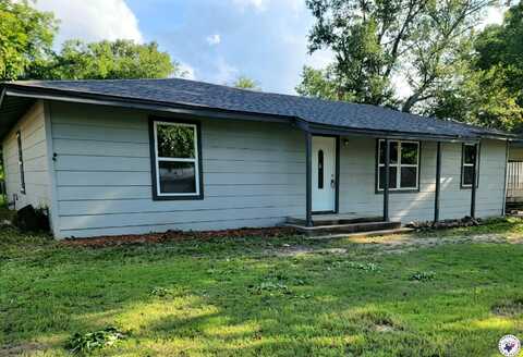 119 Circle Drive, Bogata, TX 75417