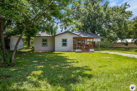 121 Circle Drive, Bogata, TX 75417